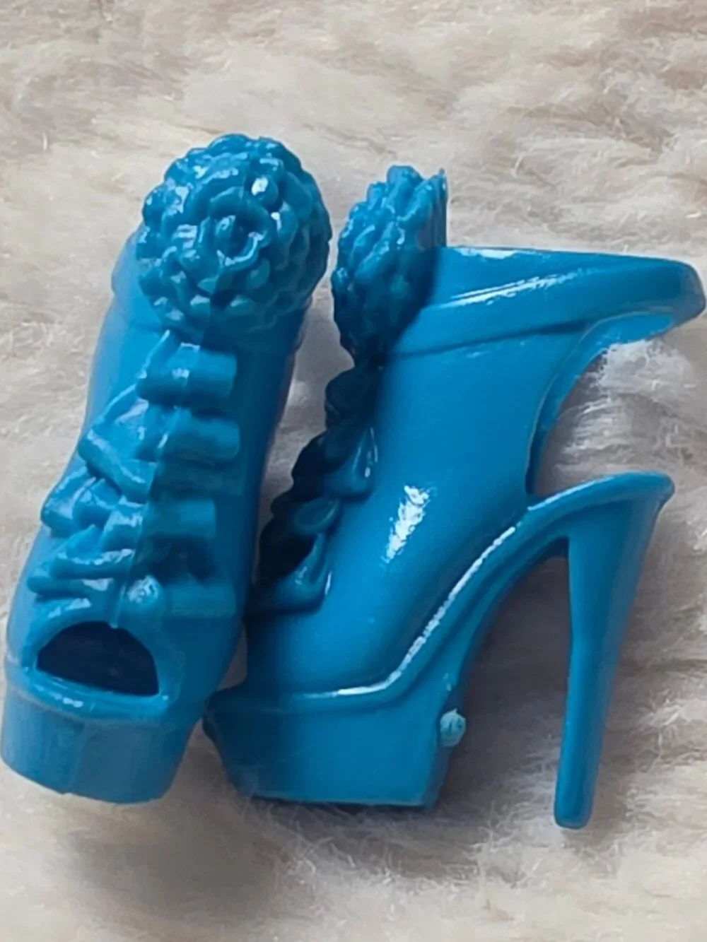 Barbie Open Toed High Heels Blue Ruffle Flower Fashion Doll Shoes